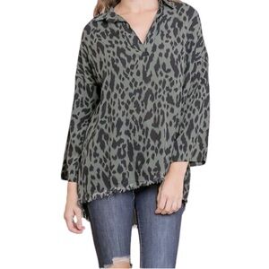 Umgee Fun Fringe High Low Hem cheetah Animal Print Long Sleeve chiffon Tunic Top